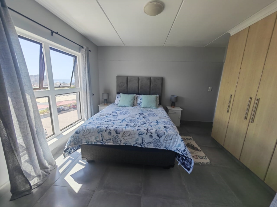 2 Bedroom Property for Sale in Voorbaai Western Cape